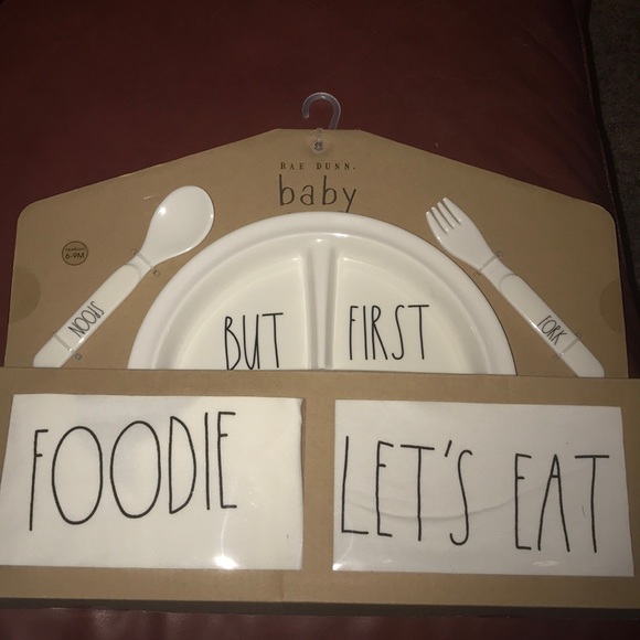 Rae Dunn Baby 5 piece set - 6-9 months - Picture 1 of 2